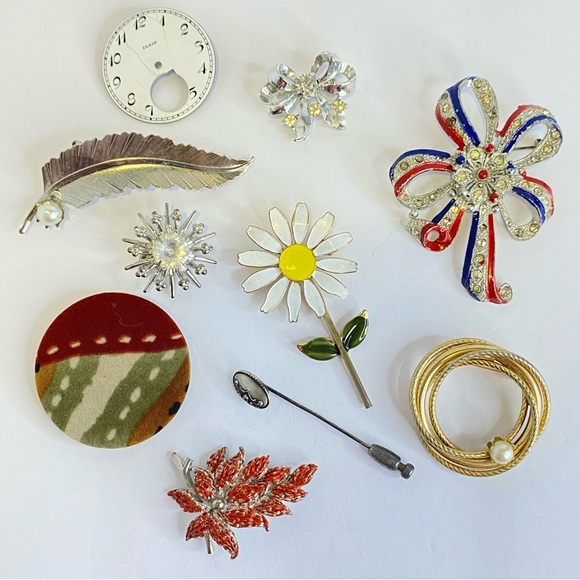 Vintage Jewelry - Vintage Jewelry Lot Elgin Brooch Pin Clip Rhinestone Enamel Floral Estate 10pc